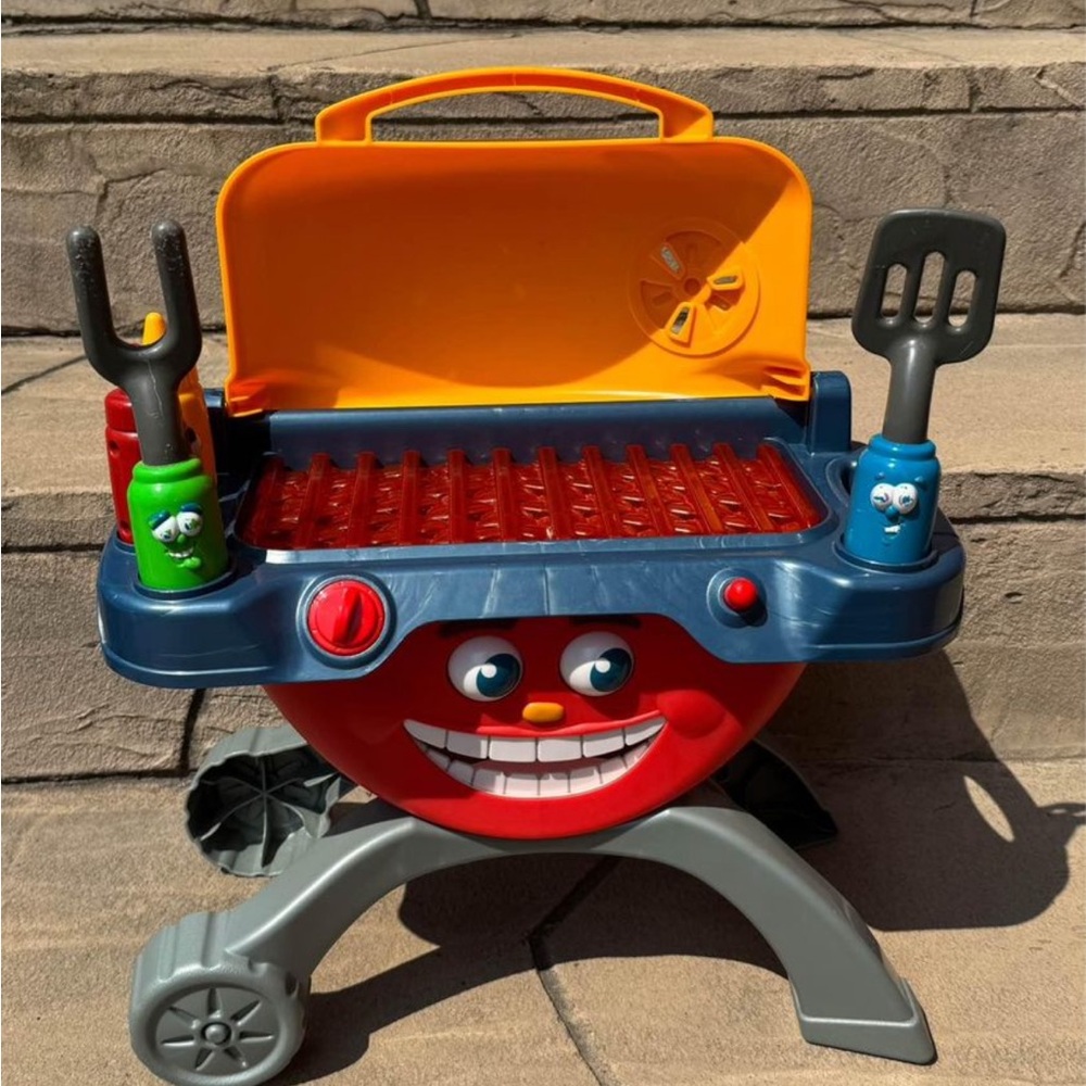 Playskool talking BBQ toy